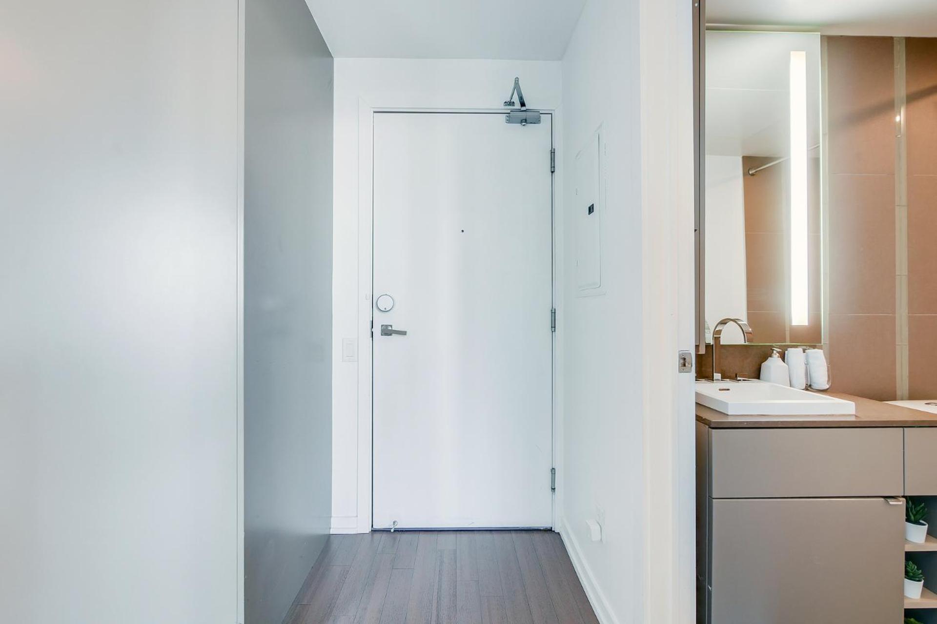 1Br Condo - City View, Near Cn Tower & Rogers Center Торонто Екстериор снимка